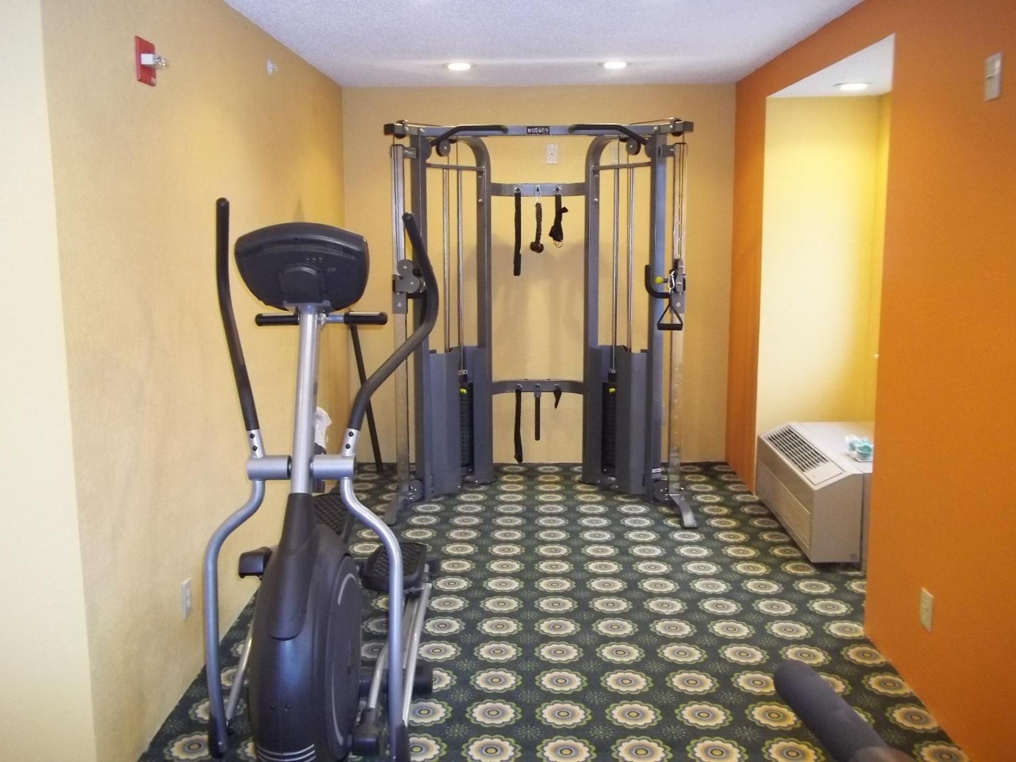 Microtel Inn By Wyndham - Albany Airport Latham Eksteriør bilde