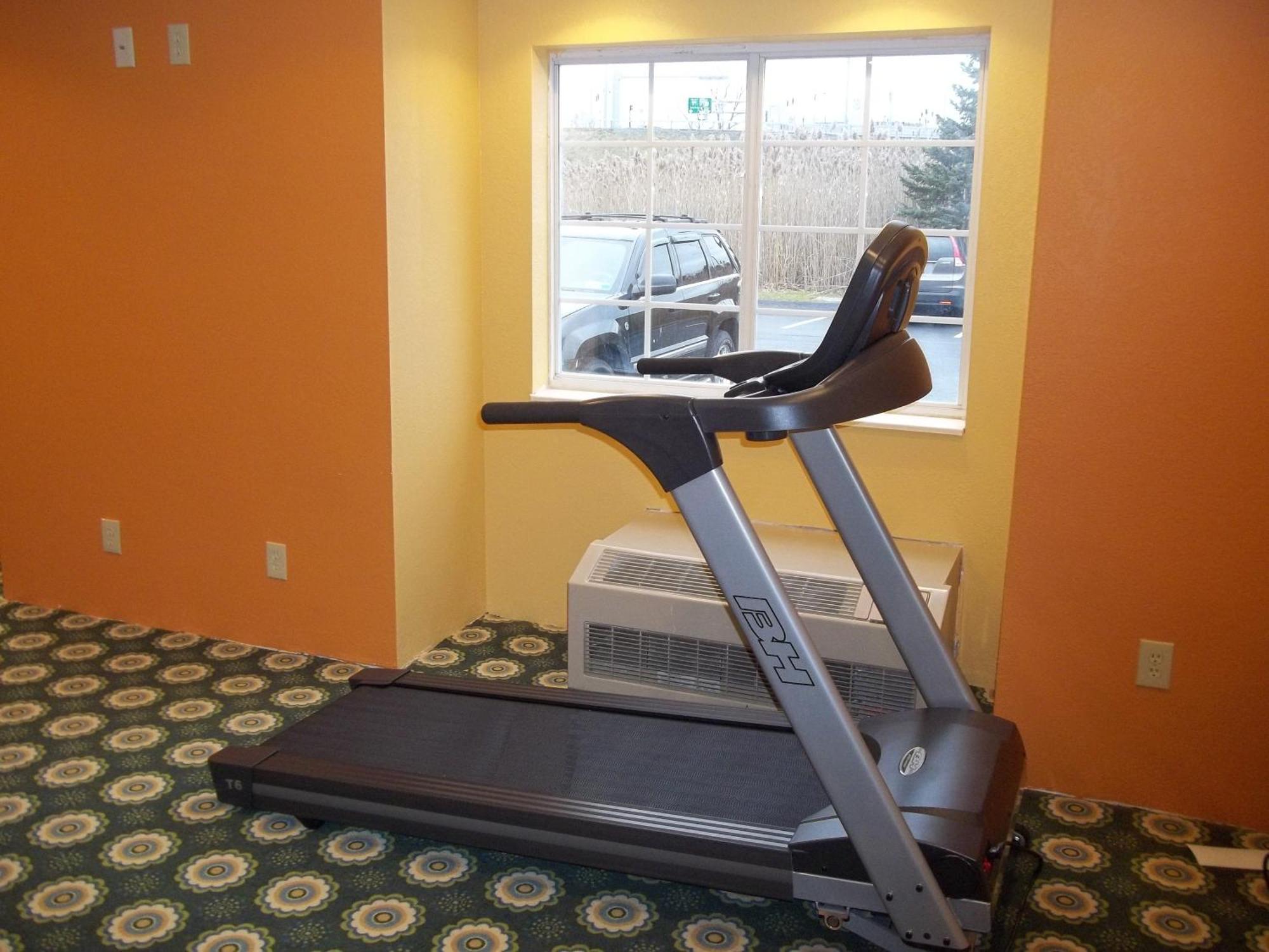 Microtel Inn By Wyndham - Albany Airport Latham Eksteriør bilde