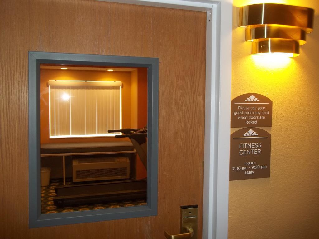 Microtel Inn By Wyndham - Albany Airport Latham Eksteriør bilde