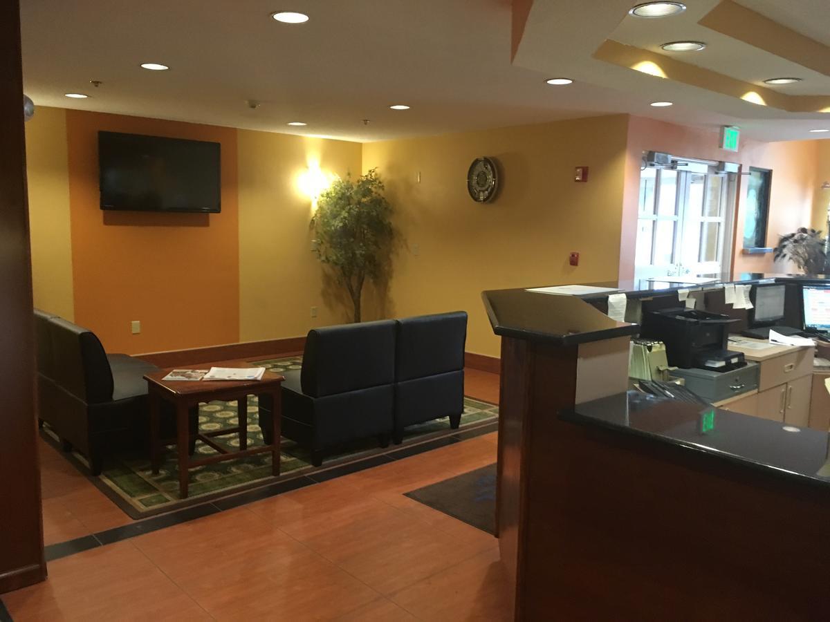 Microtel Inn By Wyndham - Albany Airport Latham Eksteriør bilde