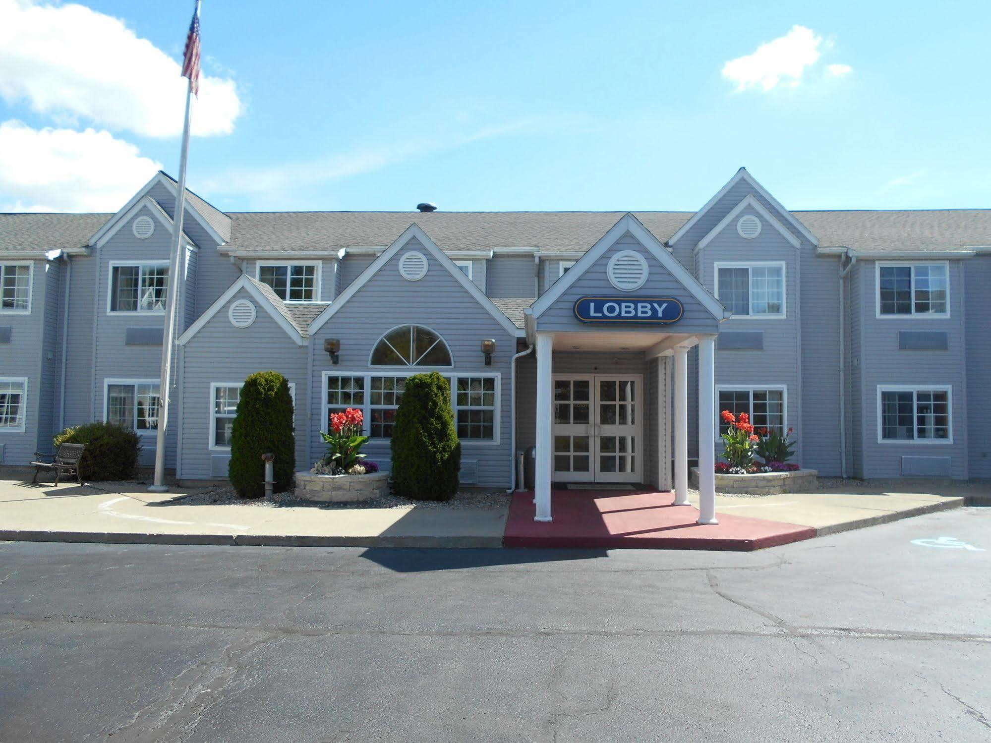 Microtel Inn By Wyndham - Albany Airport Latham Eksteriør bilde