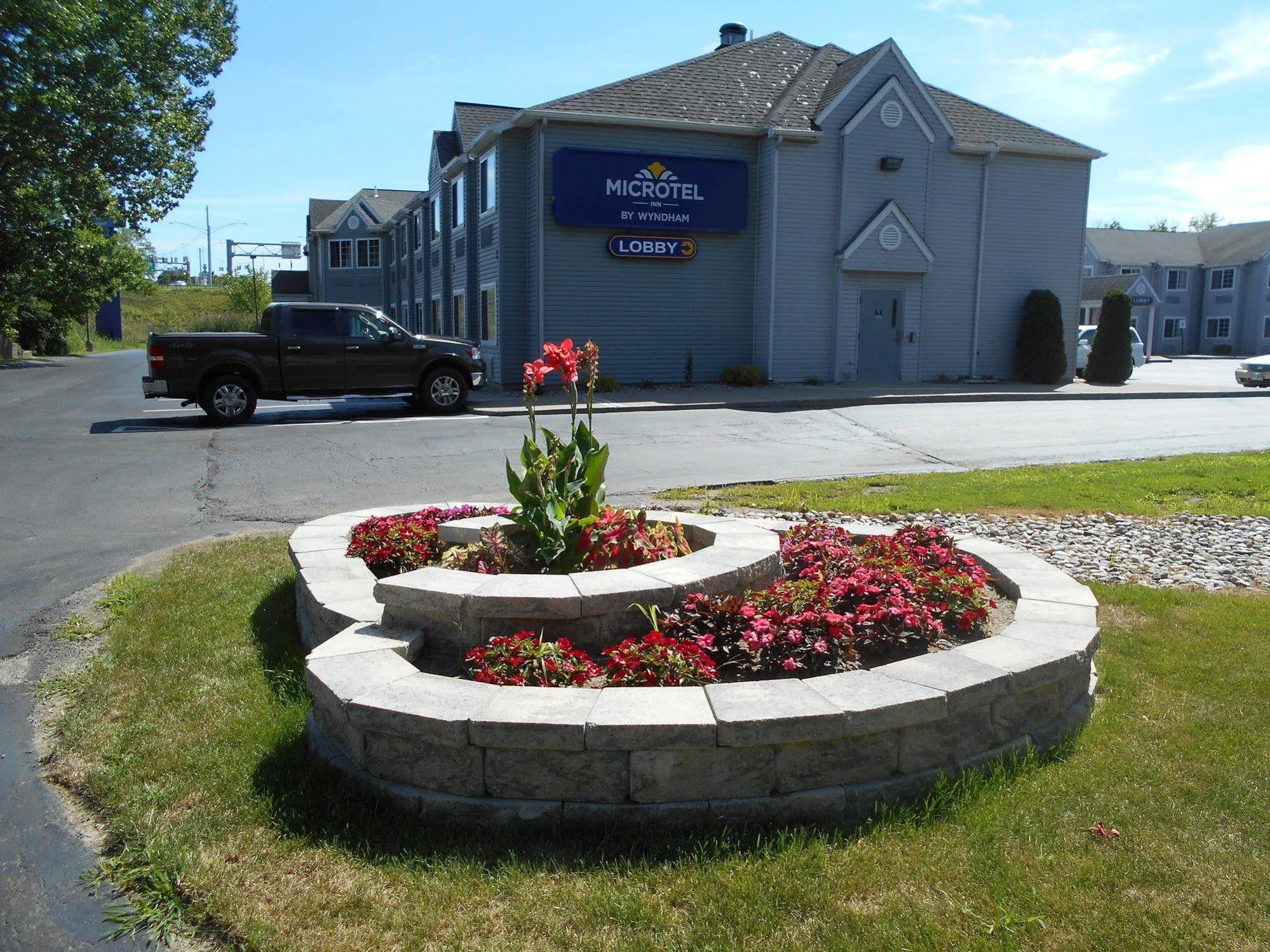 Microtel Inn By Wyndham - Albany Airport Latham Eksteriør bilde